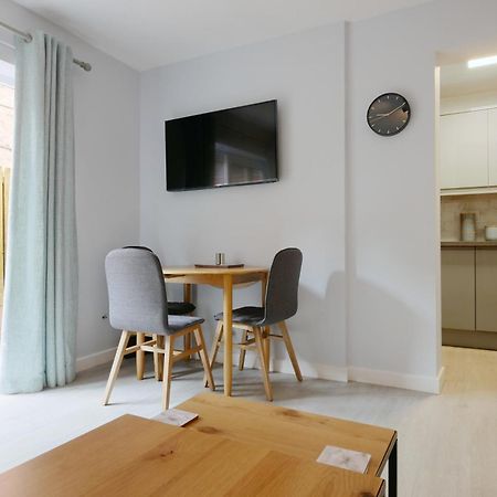Crewe Short Lets 1 Victoria Court, Crewe 아파트 외부 사진